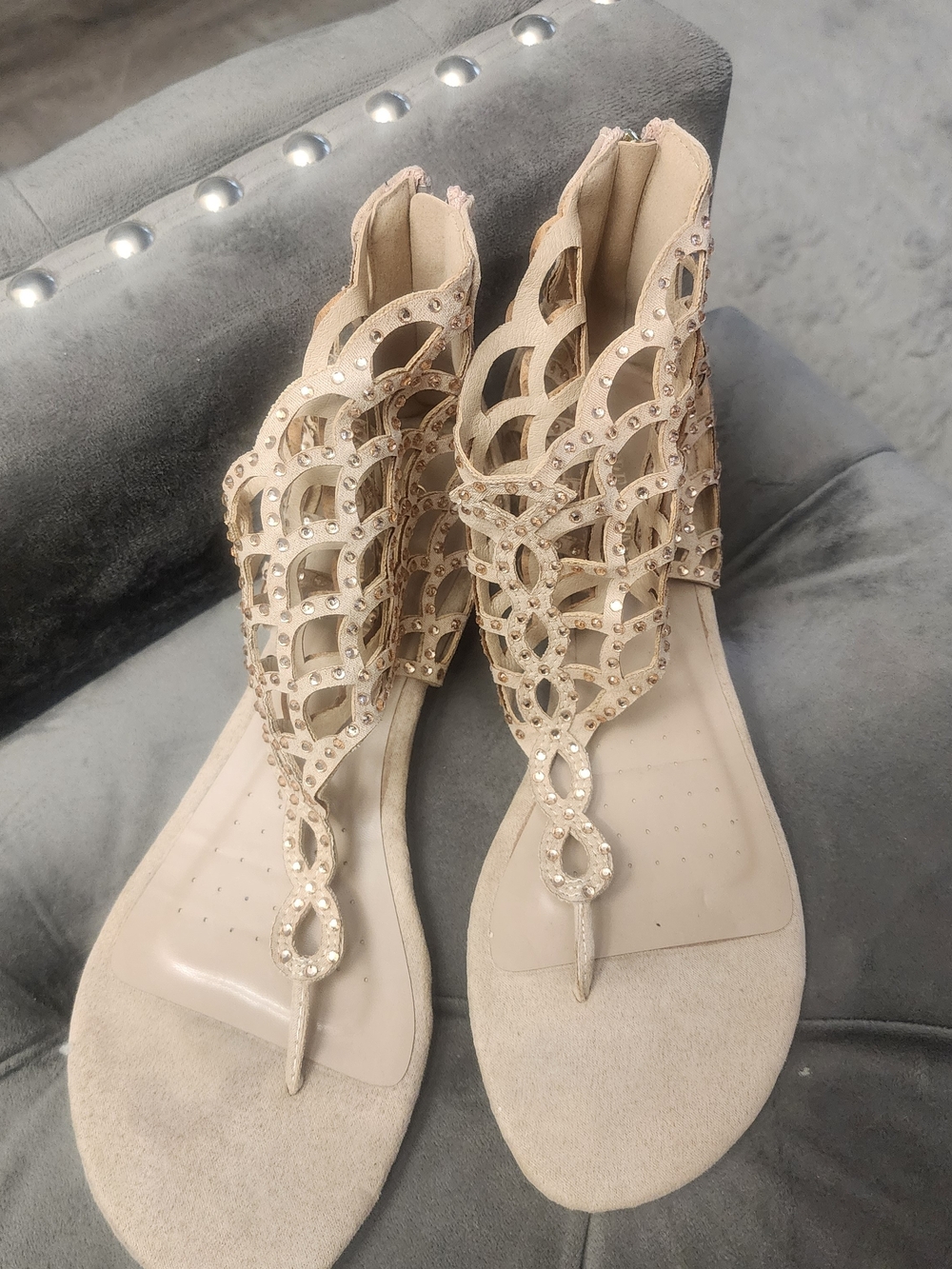 Dream Pairs Nude Bejeweled Gladiator T-Strap Sandals **BRAND NEW**